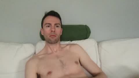 Snapshot of hellolucas69 chatting on 03-10-26, 06:40 Lucas online show from 03-10-26, 06:40