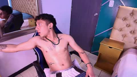 Hennesyy  online show from 03-06-26, 09:55