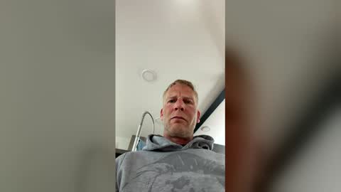 Henriicc online show from 05-12-26, 07:16