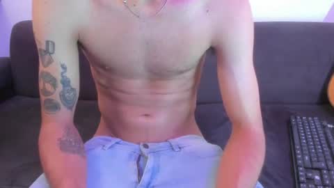Snapshot of henrik_senn chatting on 07-11-26, 02:36 henrik_senn online show from 07-11-26, 02:36