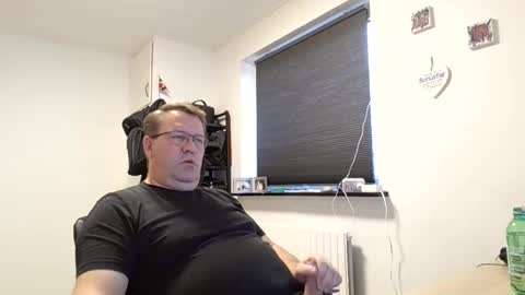 henrikrp1971 online show from 01-17-25, 01:03