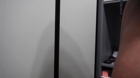 Henri online show from 09-10-25, 05:29