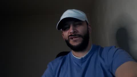 Snapshot of henryaxe chatting on 10-12-25, 01:48 HenryAxe online show from 10-12-25, 01:48