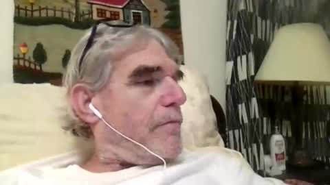 Snapshot of henrybond1979 chatting on 06-11-26, 06:22 henrybond1979 online show from 06-11-26, 06:22