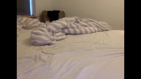 Henryhipster  sub  spank useme new Europe Twink kiss first fit kinky naughty online show from 10-10-25, 06:12