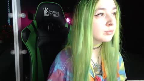 Snapshot of hentaishiing chatting on 01-24-25, 12:20 Hentaishiing online show from 01-24-25, 12:20