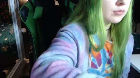 Snapshot of hentaishiing chatting on 02-12-25, 06:09 Hentaishiing online show from 02-12-25, 06:09