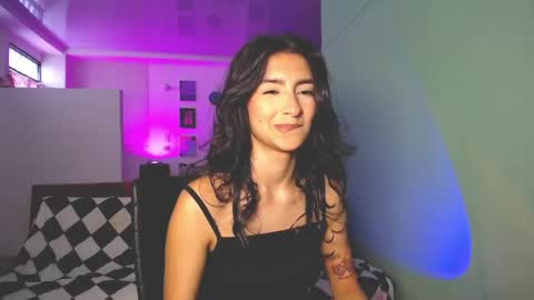 Hello I am Valentina independent Colombian model I love sensuality and pleasure welcome online show from 06-08-26, 07:58