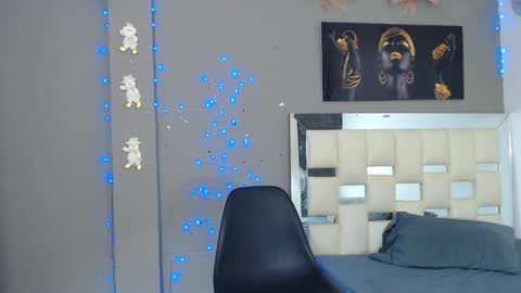 HERA online show from 01-22-25, 05:59