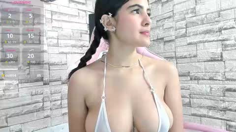 Snapshot of hera_elis chatting on 02-10-25, 08:00 hera_elis online show from 02-10-25, 08:00