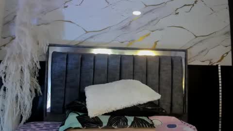 Snapshot of hera_godess chatting on 10-08-25, 09:56 Hera godes online show from 10-08-25, 09:56