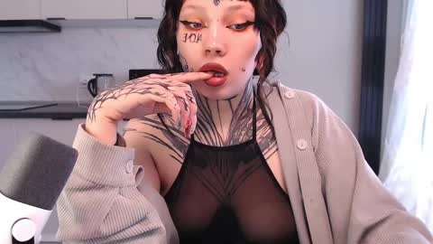 dirty Diana online show from 02-13-25, 08:38