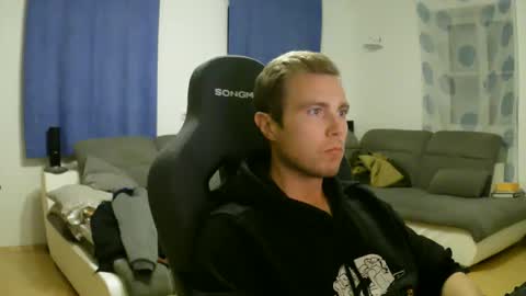 John Pearl online show from 04-24-26, 07:16