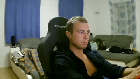 John Pearl online show from 05-20-26, 08:37