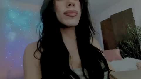 Kiki holestuffer 3000 destroyer of asses miss big balls online show from 01-30-25, 09:14