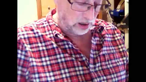 Snapshot of hereford66 chatting on 04-06-26, 02:18 hereford66 online show from 04-06-26, 02:18