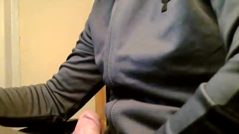 Snapshot of heretost chatting on 04-10-26, 05:50 mr D online show from 04-10-26, 05:50