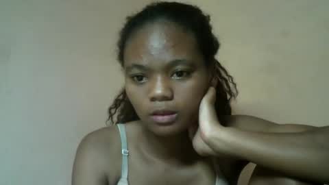 Snapshot of herisse01 chatting on 05-21-26, 09:22 herisse01 online show from 05-21-26, 09:22