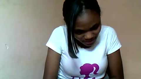 herisse01 online show from 06-21-26, 10:07