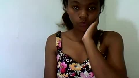 herisse01 online show from 07-22-26, 06:00