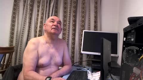 mature online show from 01-01-25, 06:05