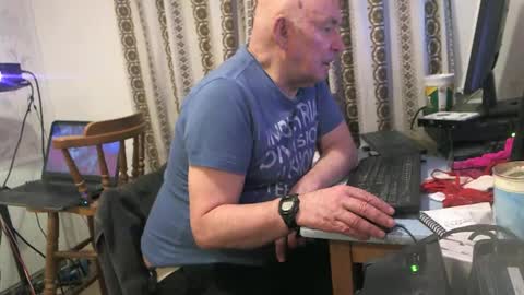 mature online show from 02-16-25, 08:55