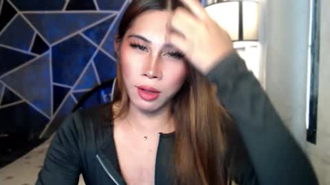 Davey online show from 12-15-25, 02:05