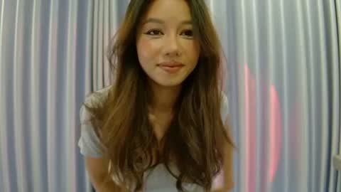 Snapshot of hersheys_aran chatting on 06-15-26, 07:43 Aran online show from 06-15-26, 07:43