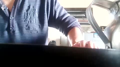 Snapshot of hetero27cum chatting on 12-07-24, 06:37 Euphoria Boys online show from 12-07-24, 06:37
