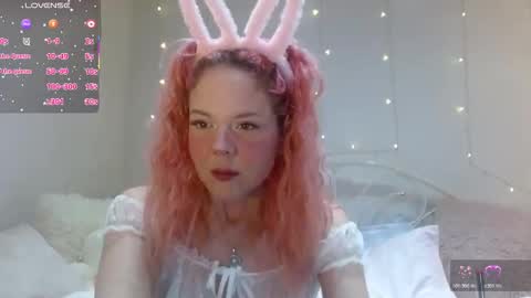 Snapshot of hexbunnie chatting on 03-21-26, 02:05 hexbunnie online show from 03-21-26, 02:05