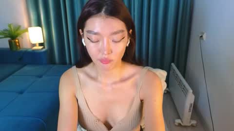 Audrey online show from 10-20-25, 02:28