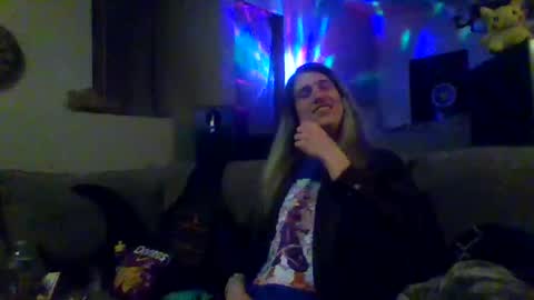 Snapshot of hey_mikky chatting on 10-03-25, 01:46 hey_mikky online show from 10-03-25, 01:46
