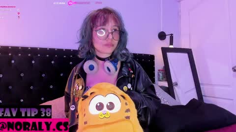 Noraly  online show from 04-18-26, 04:16