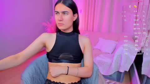 Snapshot of heyalena chatting on 09-22-25, 07:54 heyalena online show from 09-22-25, 07:54