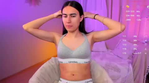 Snapshot of heyalena chatting on 10-16-25, 07:53 heyalena online show from 10-16-25, 07:53