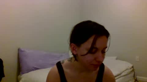 Snapshot of heyitspiper chatting on 03-06-25, 01:27 Piper online show from 03-06-25, 01:27