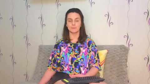 Snapshot of heyy_baddie chatting on 04-09-26, 06:19 Heyy baddie online show from 04-09-26, 06:19