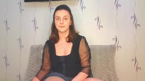 Snapshot of heyy_baddie chatting on 04-19-26, 10:36 Heyy baddie online show from 04-19-26, 10:36