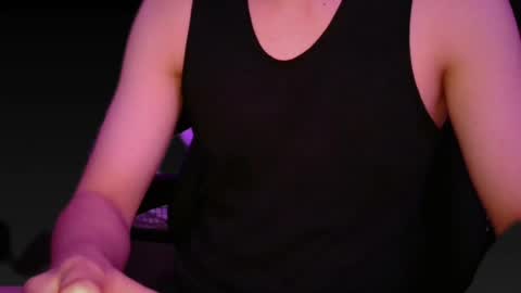 Snapshot of heyyaruthere chatting on 06-18-26, 04:02 heyyaruthere online show from 06-18-26, 04:02