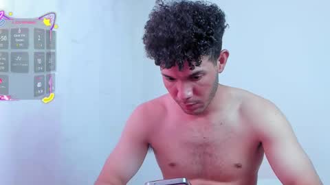 Snapshot of hghilltop chatting on 09-09-25, 08:41 Harry Gaylord Hilltop  INDEPENDENT MODEL online show from 09-09-25, 08:41