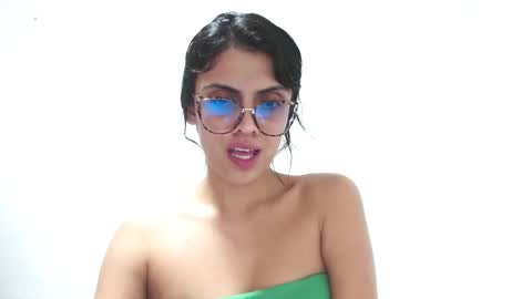 Eva online show from 01-31-25, 01:01