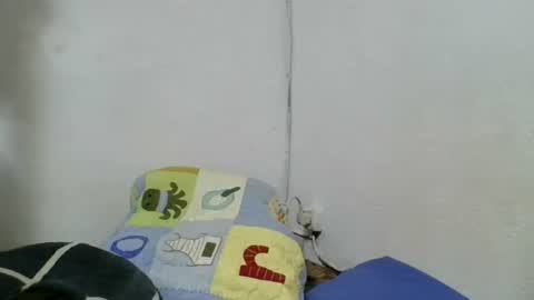 Snapshot of hheritinaa chatting on 09-12-25, 04:29 hheritinaa online show from 09-12-25, 04:29