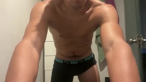 Snapshot of hhernan1 chatting on 03-20-26, 10:14 hhernan1 online show from 03-20-26, 10:14