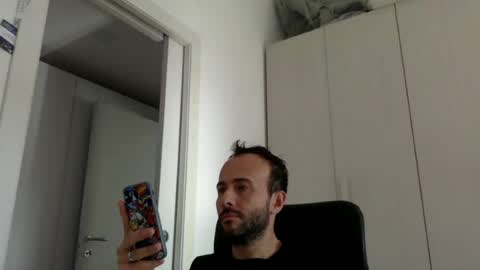 Snapshot of hhombre chatting on 06-11-26, 06:44 hhombre online show from 06-11-26, 06:44