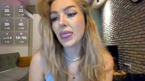 Hi lina online show from 07-06-26, 02:41
