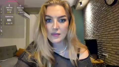 Hi lina online show from 07-15-26, 02:50