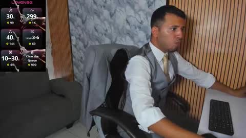 George online show from 11-18-25, 09:41