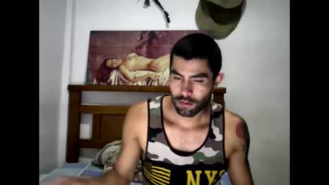 Snapshot of hideonbush051 chatting on 10-13-25, 03:06 hideonbush online show from 10-13-25, 03:06