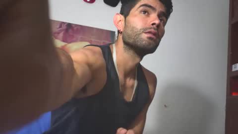 hideonbush online show from 03-03-26, 12:33