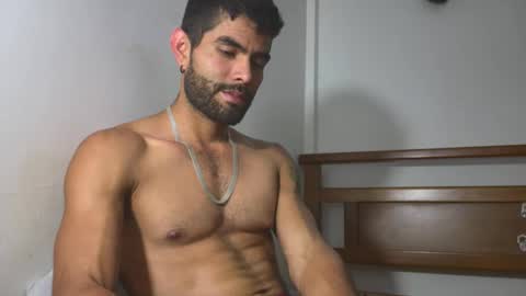 hideonbush online show from 05-07-26, 01:00
